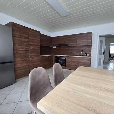 Exklusive Fuer Monteure Und Reisende Inkl Parkplatz Lägenhet *