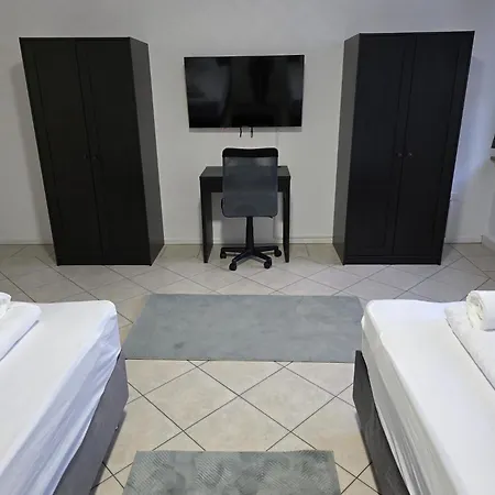 Lägenhet Exklusive Fuer Monteure Und Reisende Inkl Parkplatz *